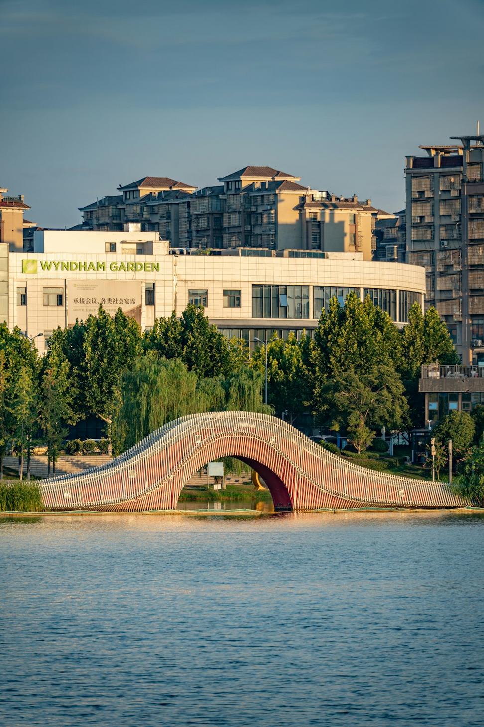 Riverside Commons
